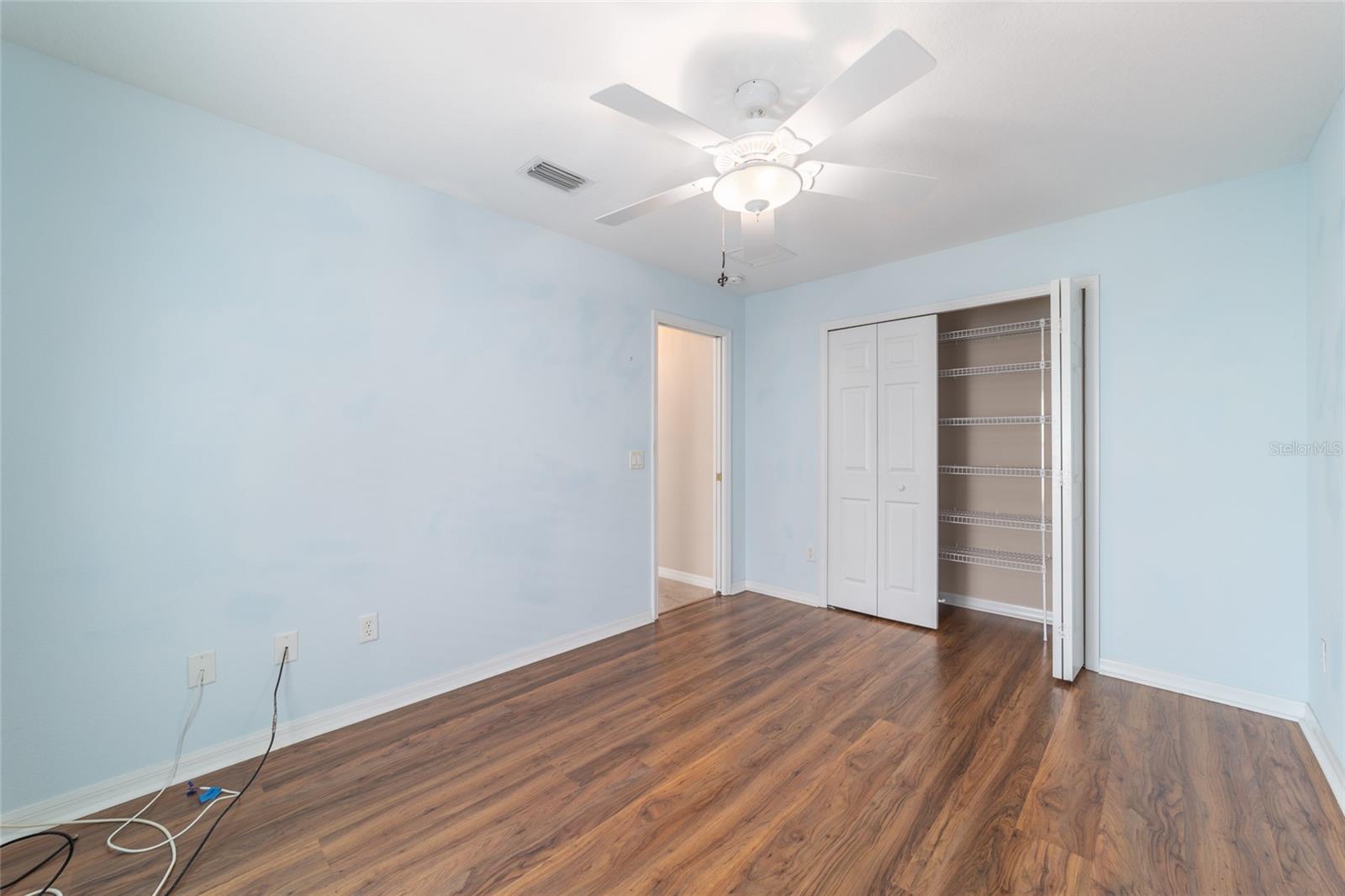 Image 33 of 54 For 16369 14th Avenue Road