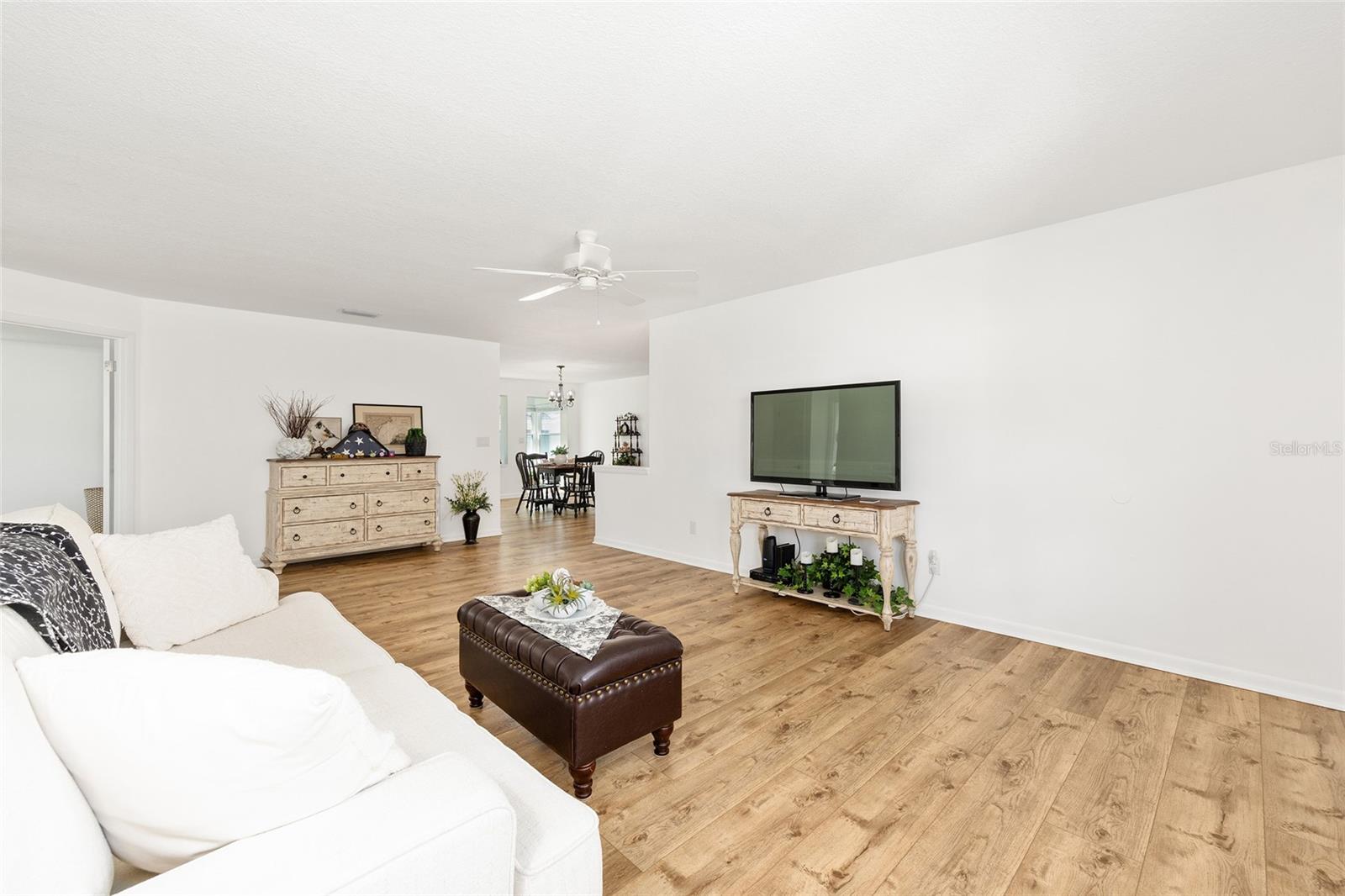 Image 16 of 33 For 8630 94th Lane A