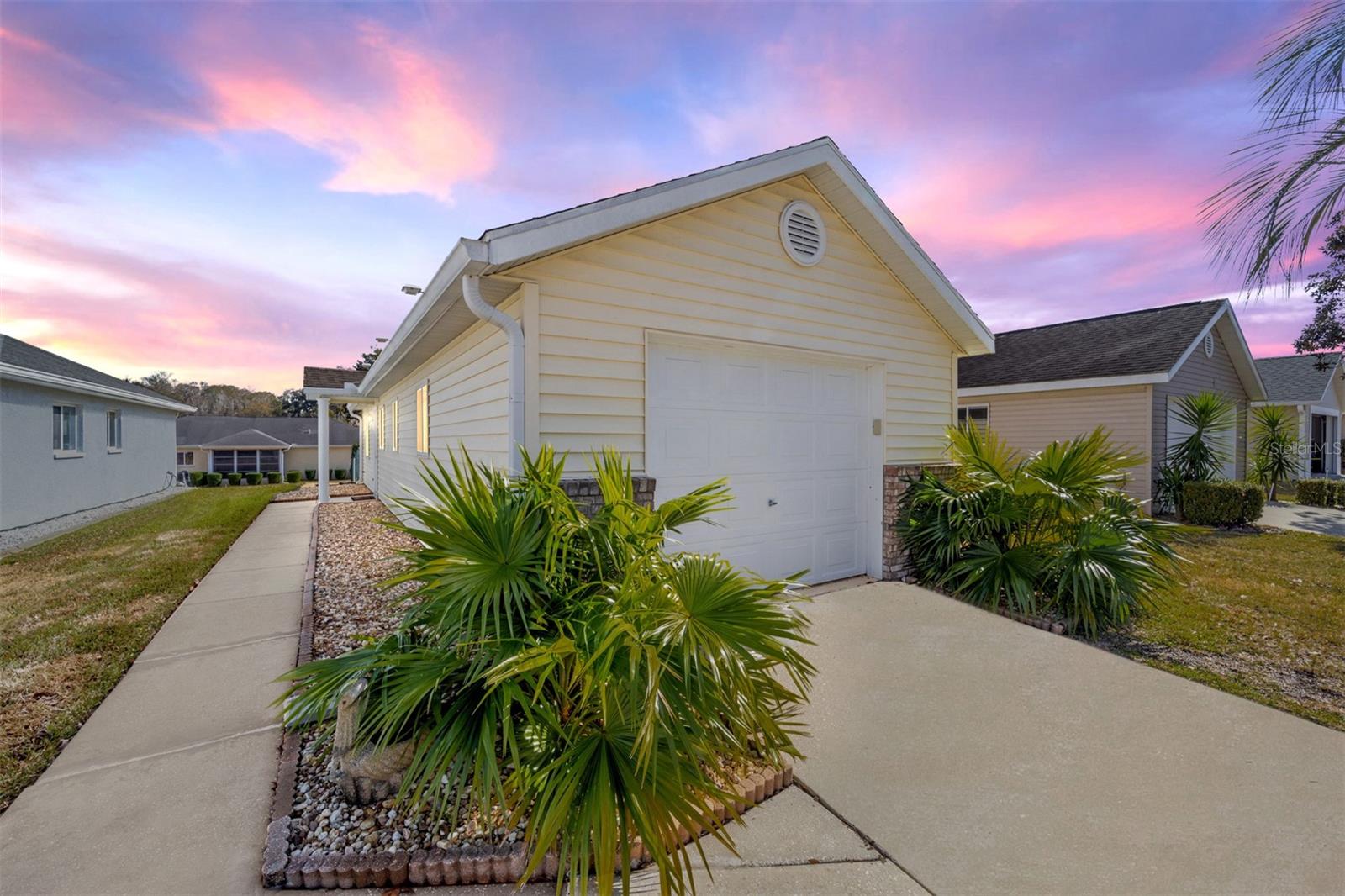 Image 2 of 43 For 1921 50th Circle