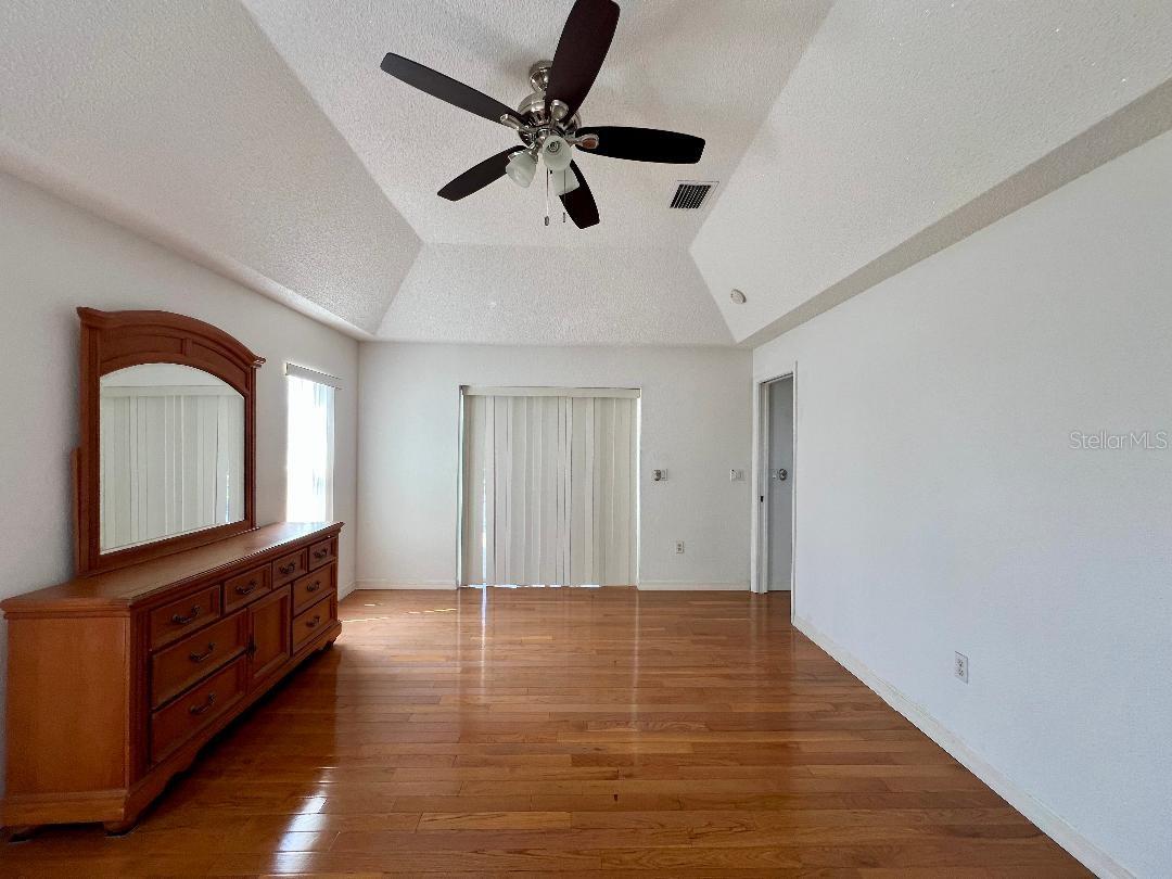 Image 24 of 52 For 8636 54th Court