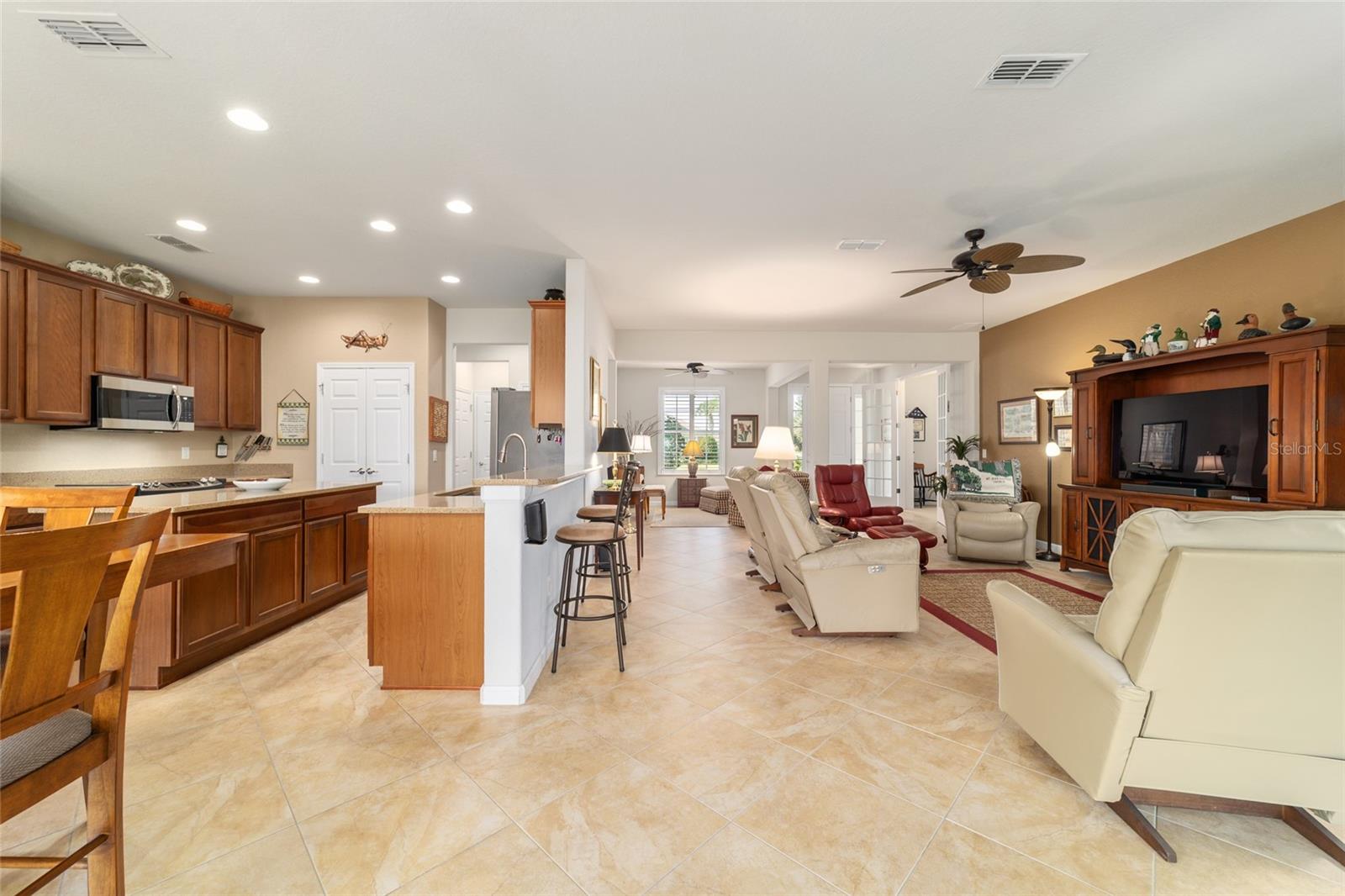 Image 28 of 82 For 9910 69th Street