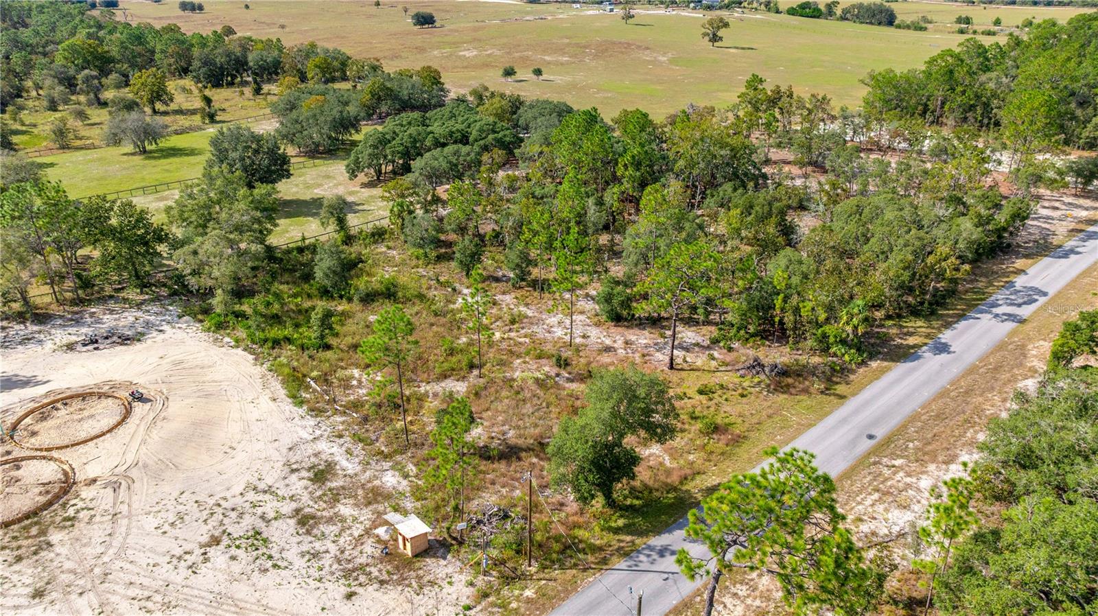 Image 17 of 22 For  125th Court 