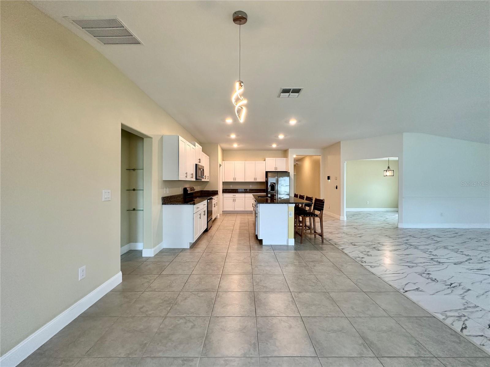 Image 5 of 23 For 9334 57th Avenue