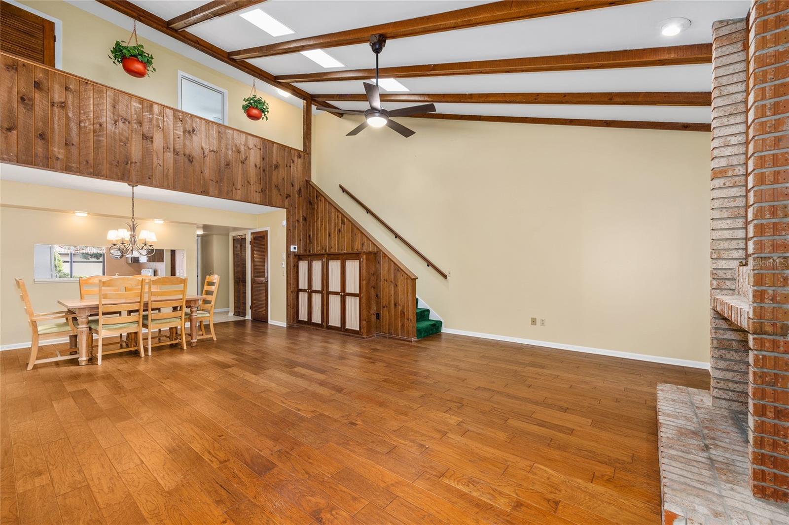 Image 20 of 53 For 3820 19th Street Circle