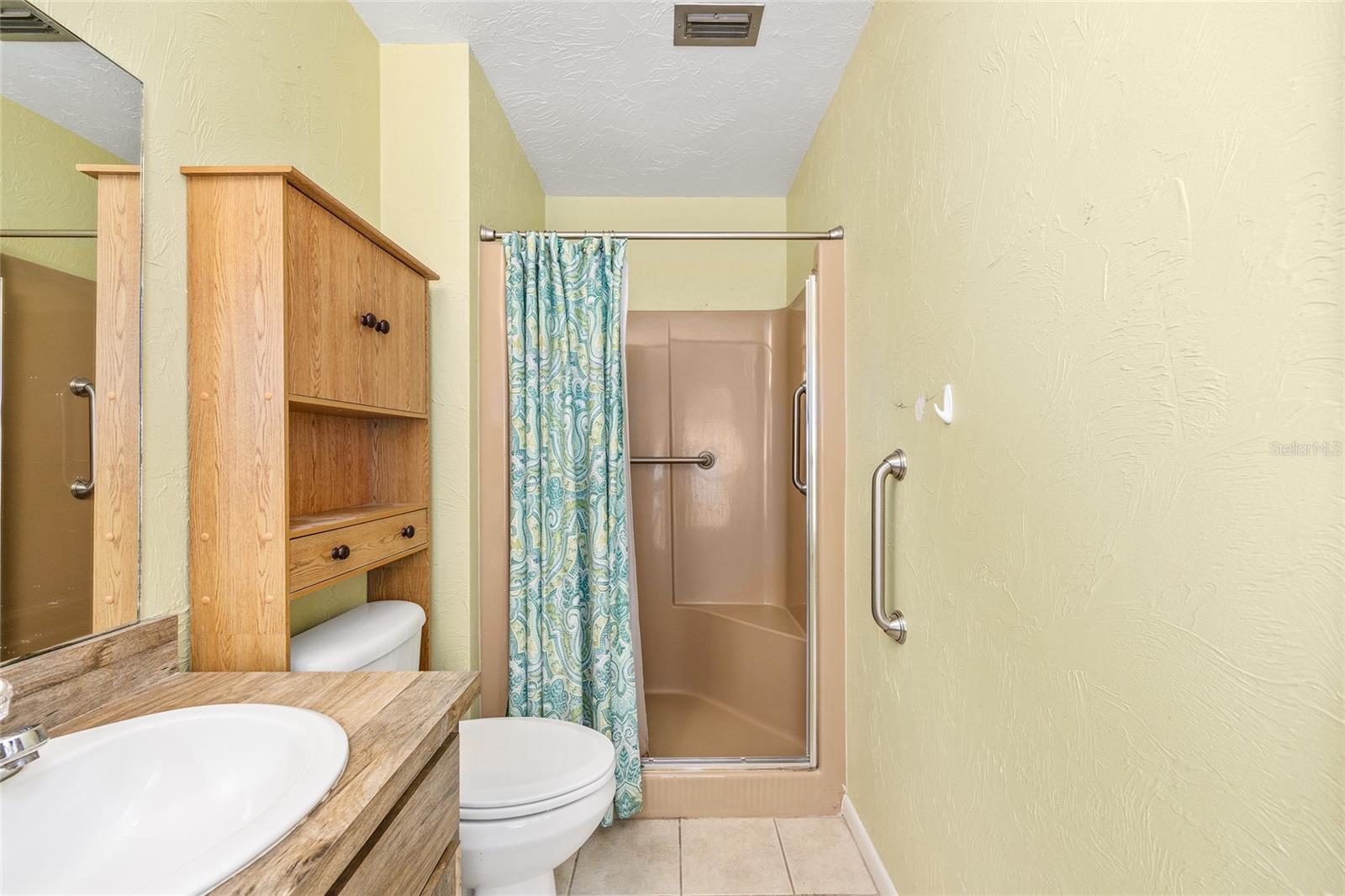 Image 27 of 53 For 3820 19th Street Circle