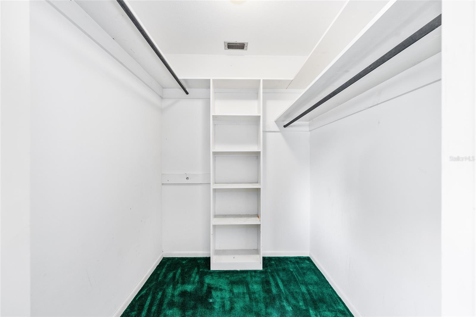 Image 38 of 53 For 3820 19th Street Circle