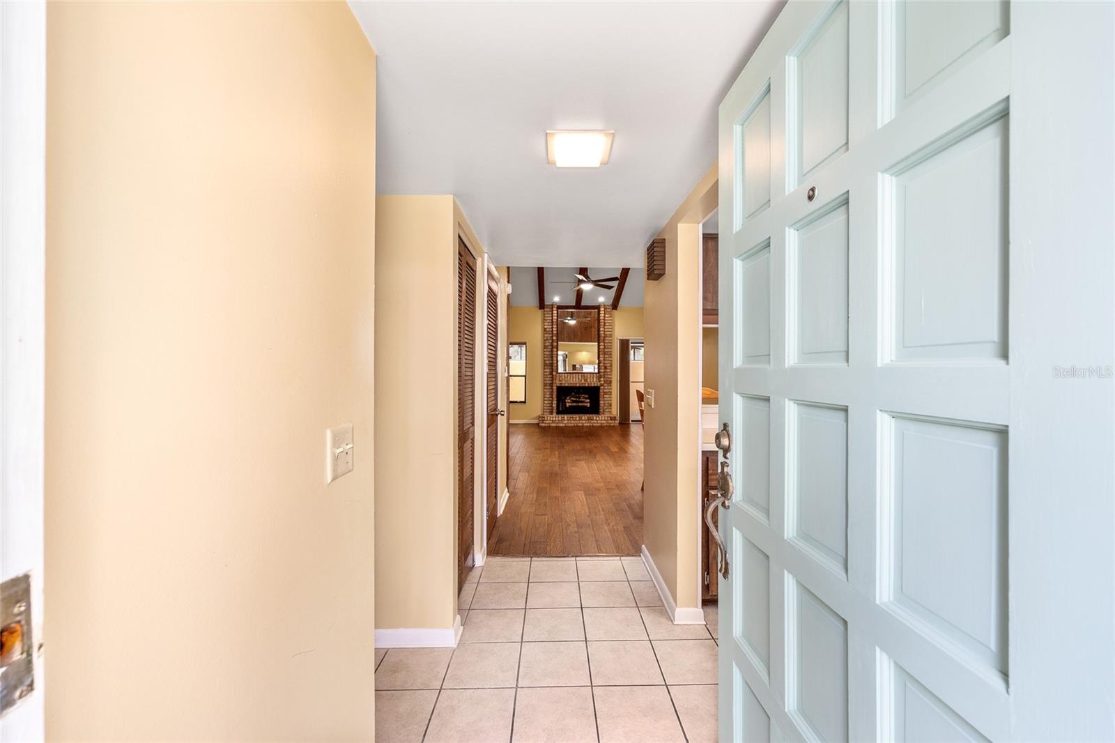 Image 7 of 53 For 3820 19th Street Circle