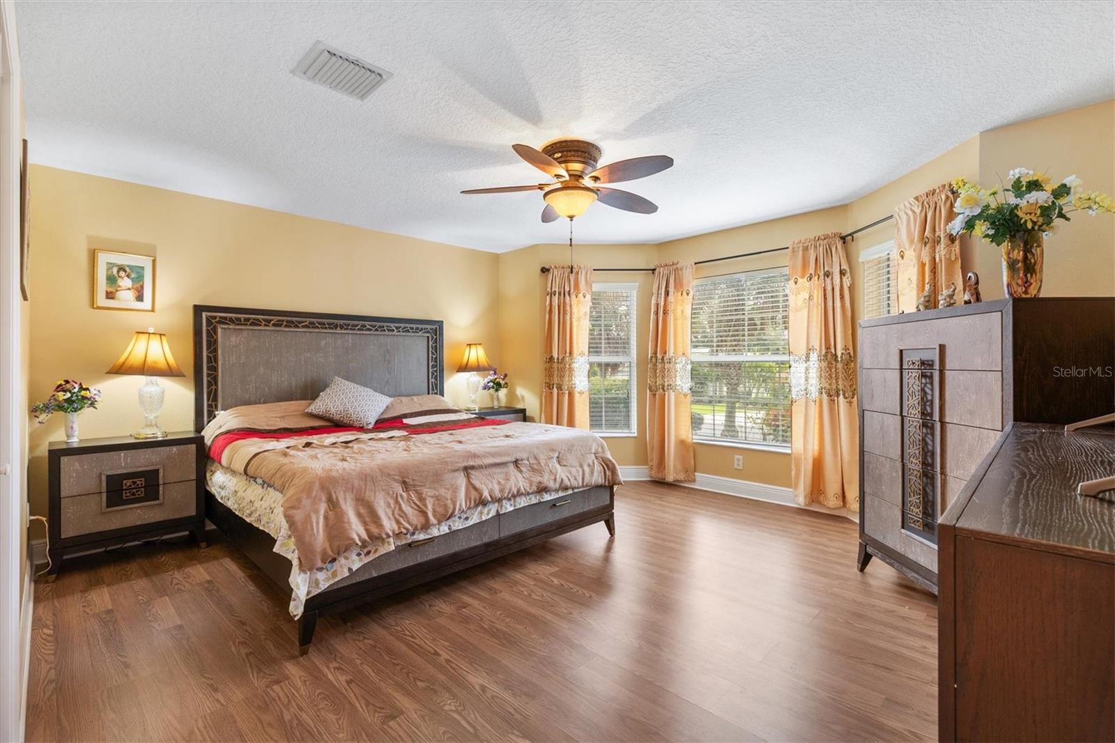 Image 18 of 29 For 39911 Bay View Drive