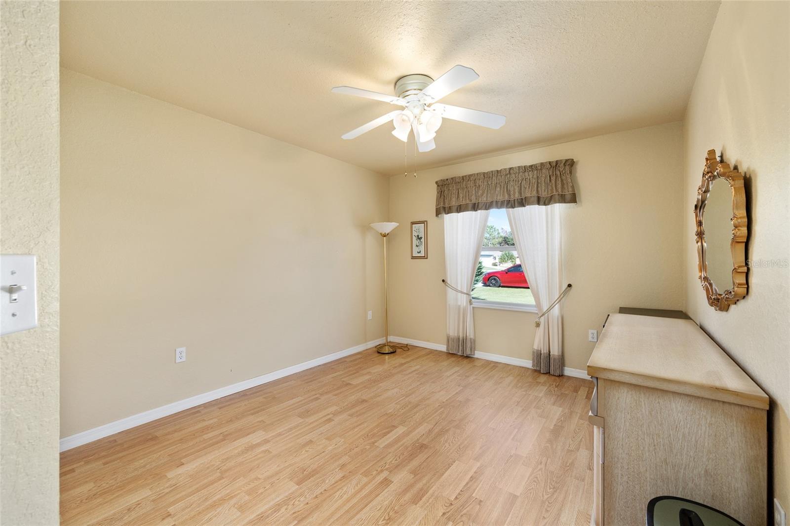 Image 20 of 71 For 11410 69th Circle