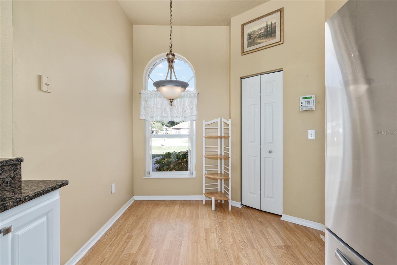 Image 32 of 71 For 11410 69th Circle