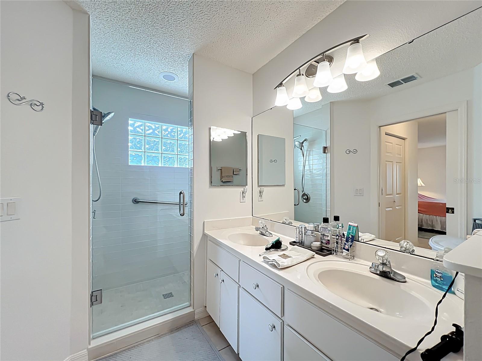 Image 16 of 31 For 9235 96th Court Road