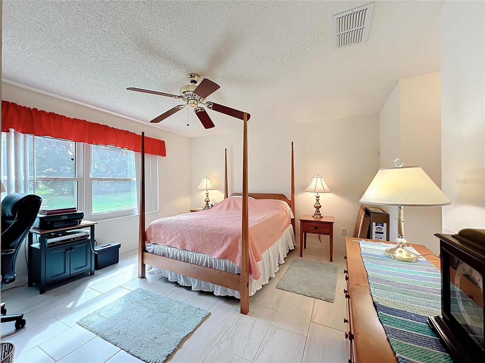 Image 18 of 31 For 9235 96th Court Road