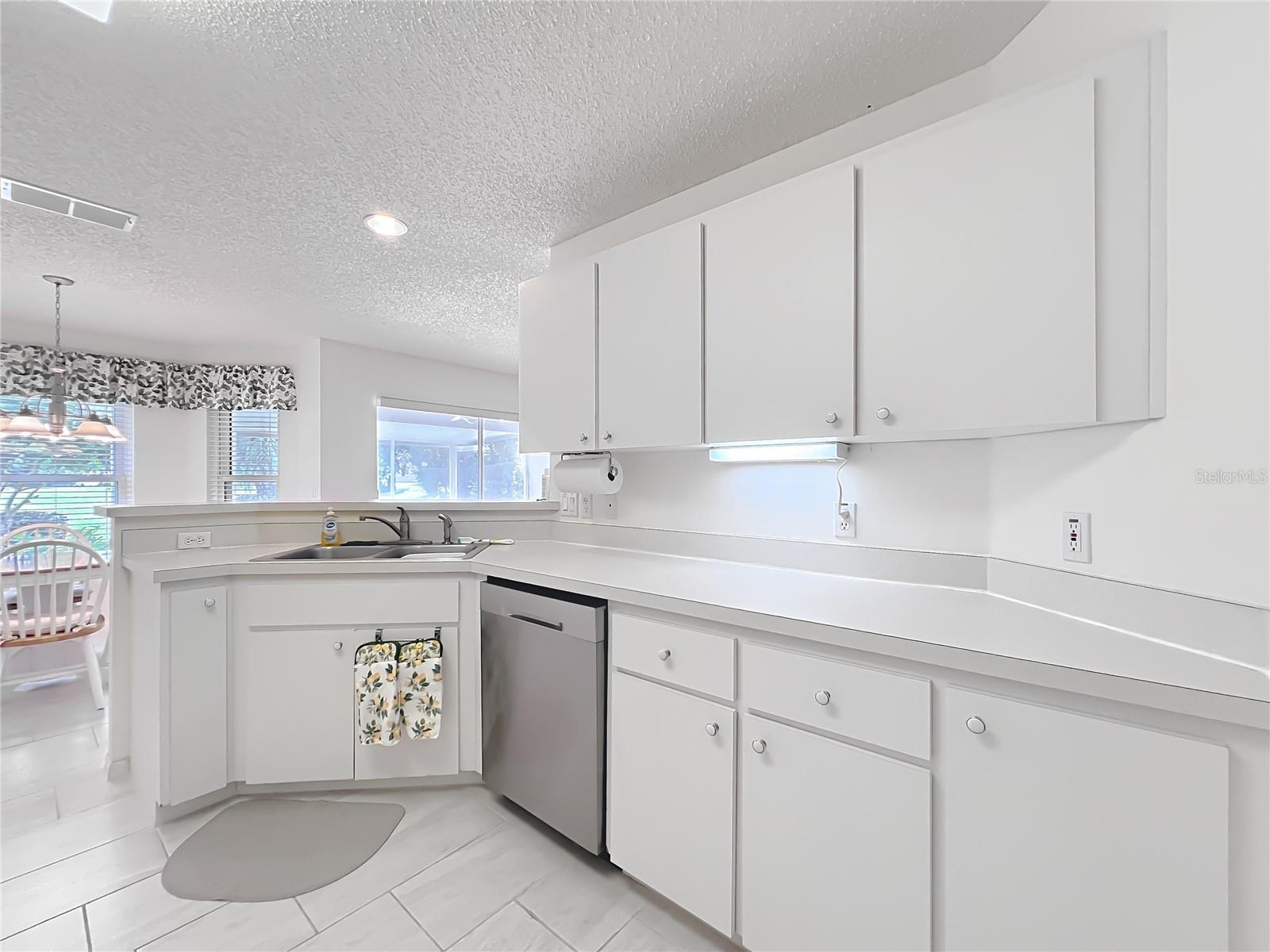 Image 6 of 31 For 9235 96th Court Road