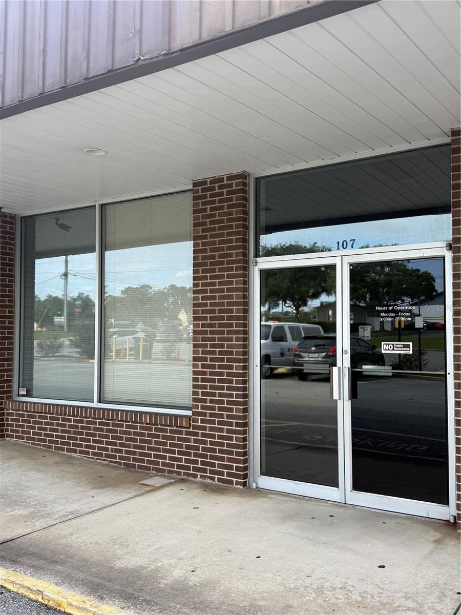 Image 2 of 7 For 960 6th Avenue 107