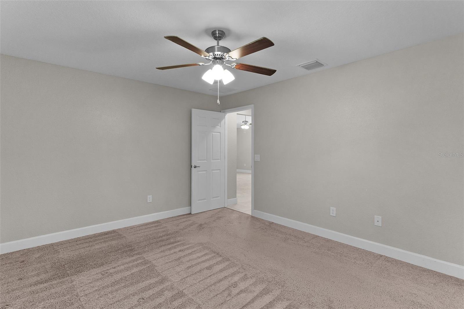 Image 21 of 36 For 501 Marion Oaks Golf Road