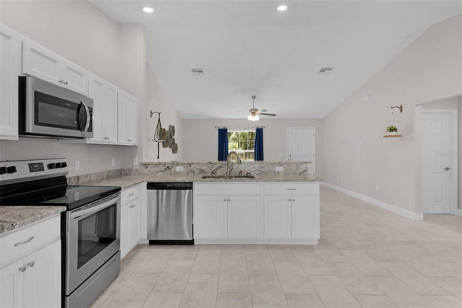 Image 7 of 36 For 501 Marion Oaks Golf Road