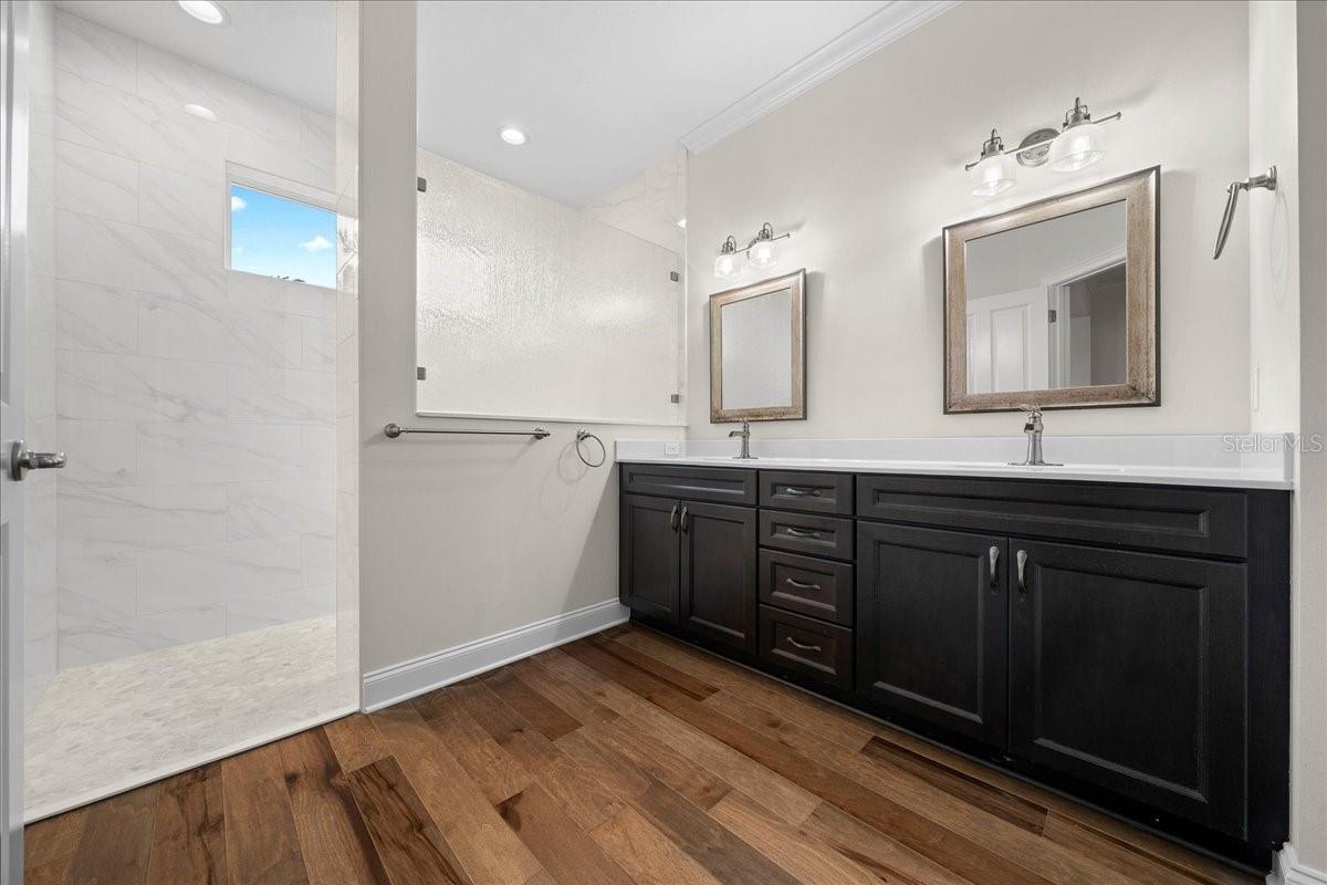 Image 30 of 100 For 10005 28th Place