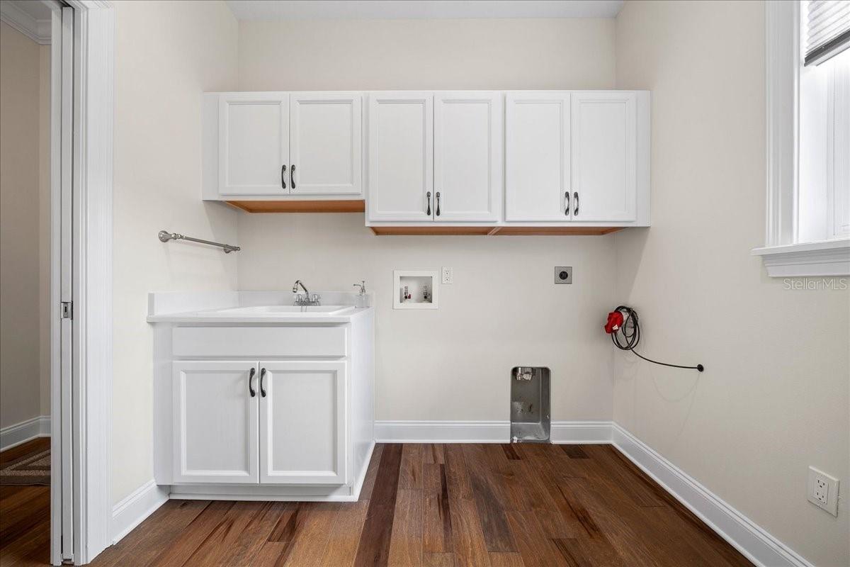 Image 52 of 100 For 10005 28th Place