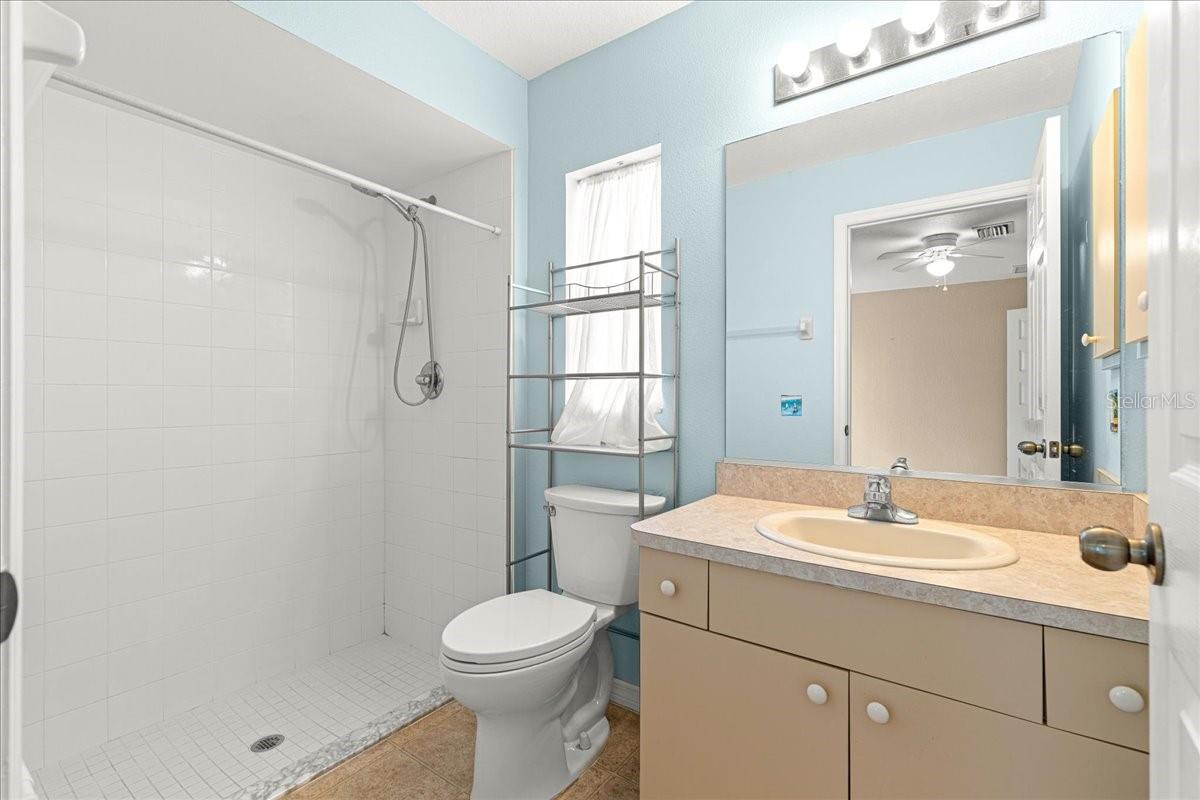 Image 17 of 34 For 13267 79th Circle