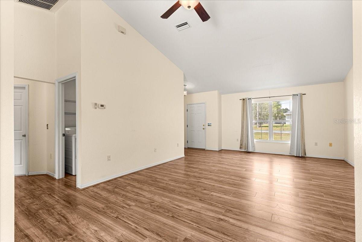 Image 4 of 34 For 13267 79th Circle