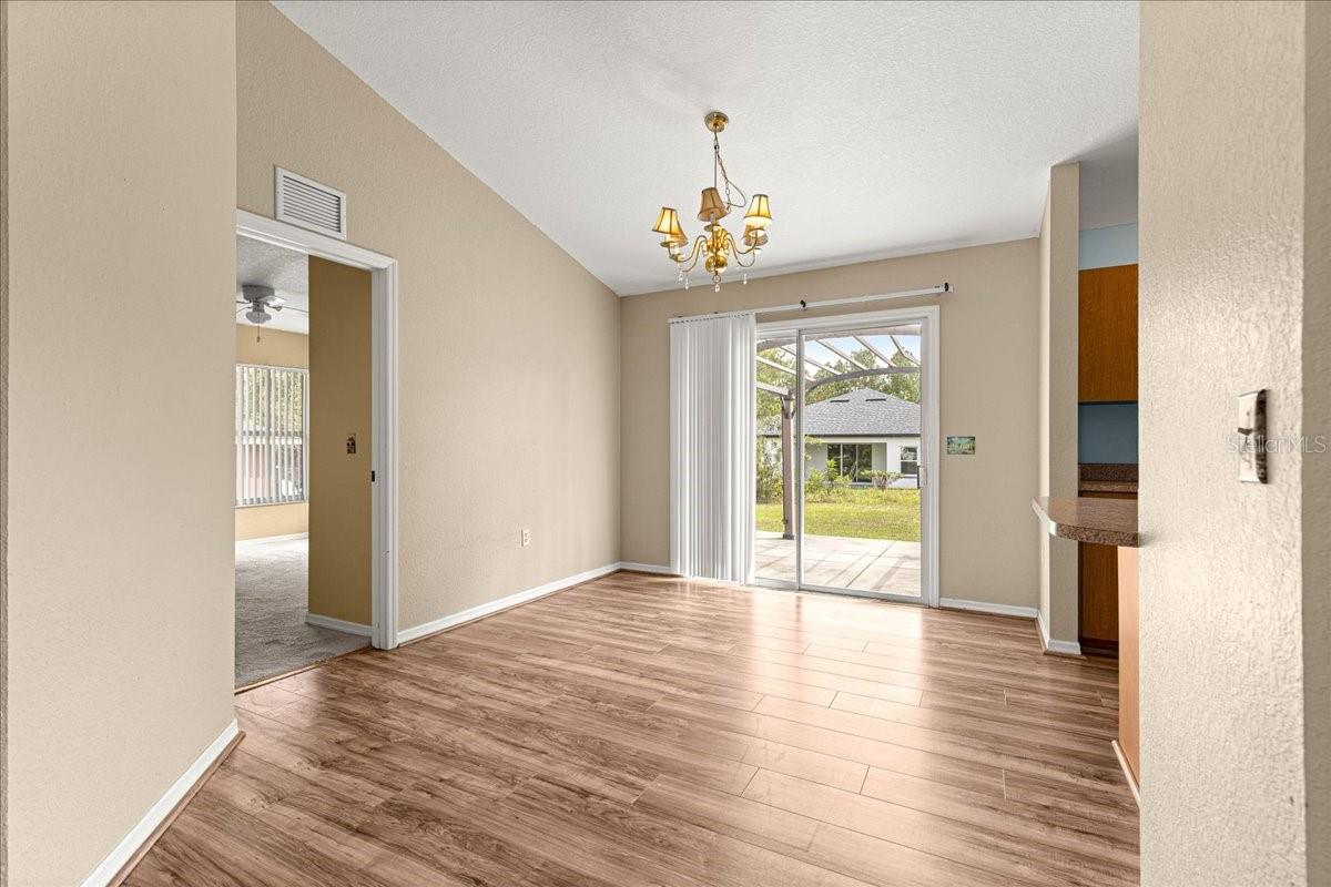 Image 9 of 34 For 13267 79th Circle