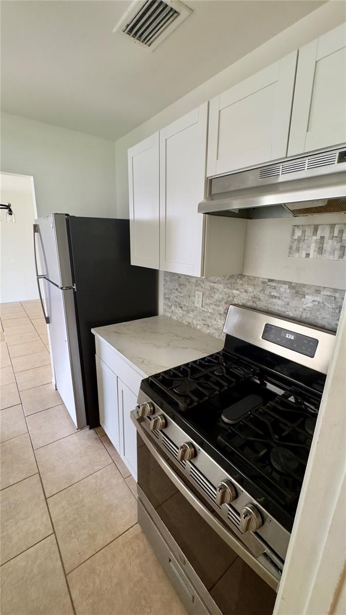 Image 5 of 17 For 15091 35th Circle