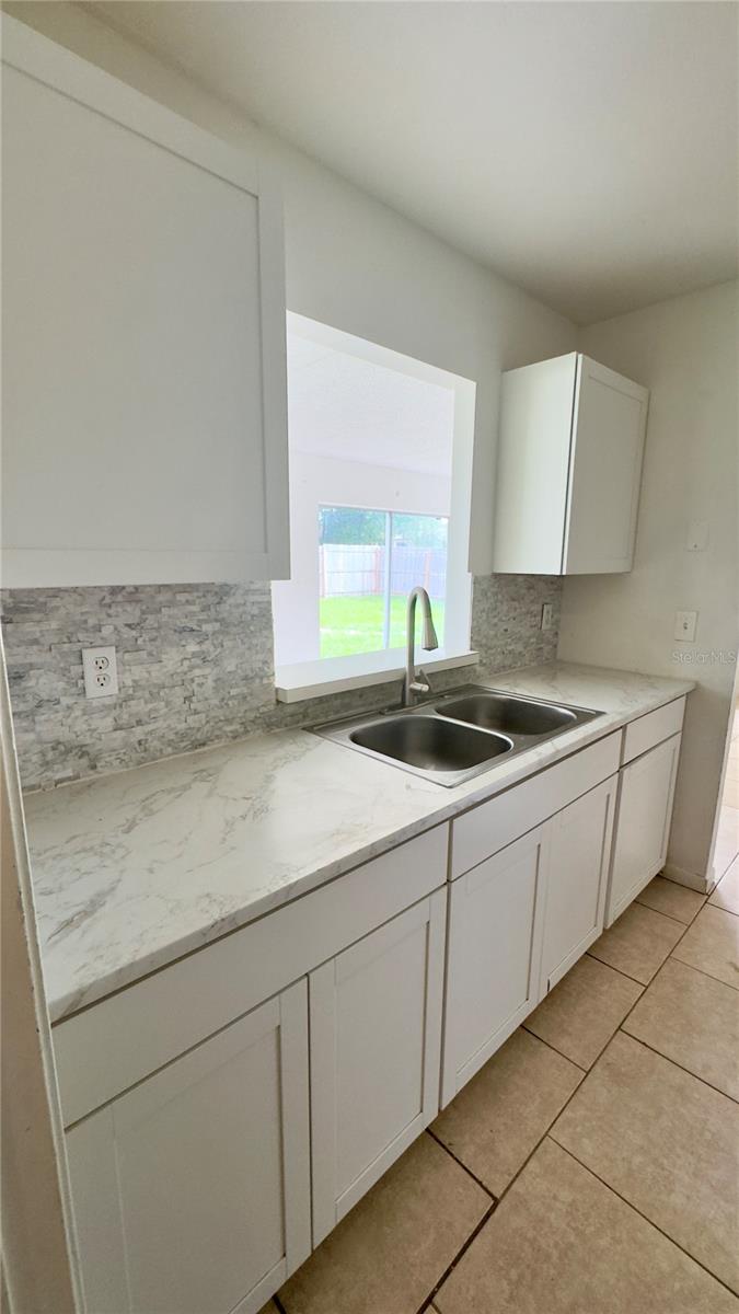 Image 6 of 17 For 15091 35th Circle