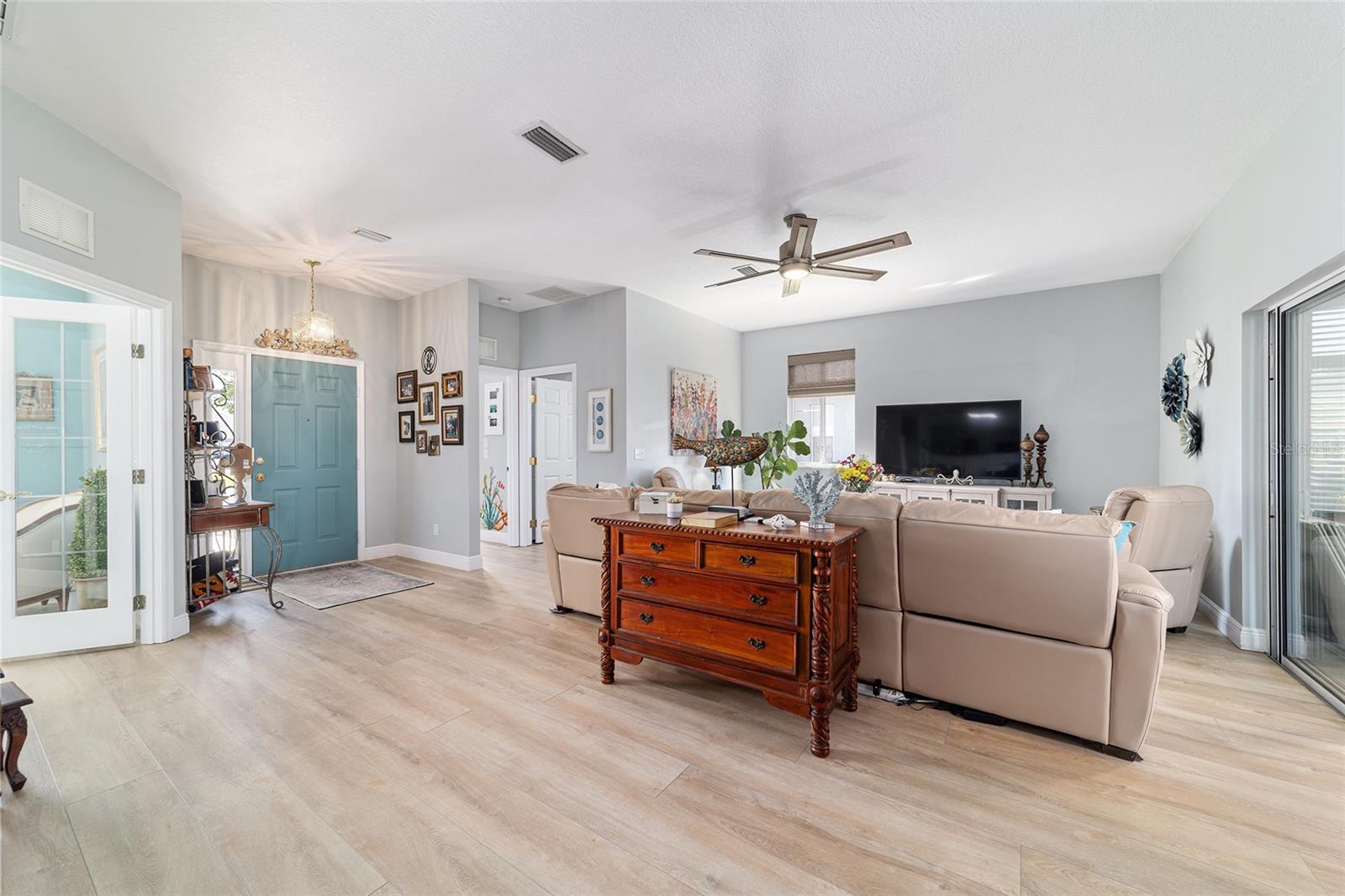 Image 11 of 78 For 2380 55th Avenue Road