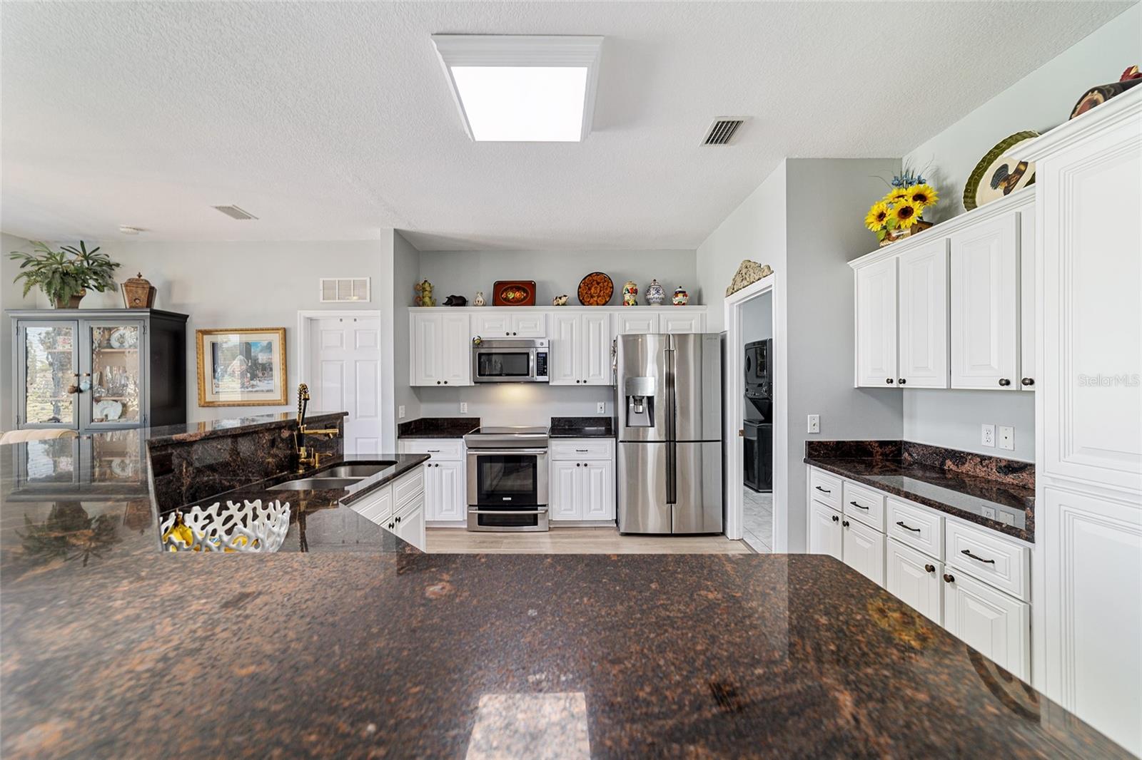 Image 21 of 78 For 2380 55th Avenue Road