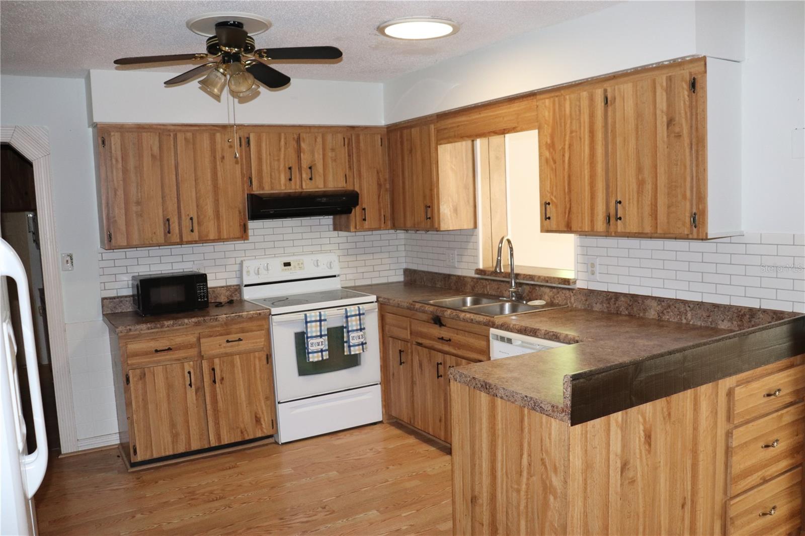 Image 7 of 24 For 1855 23 Street