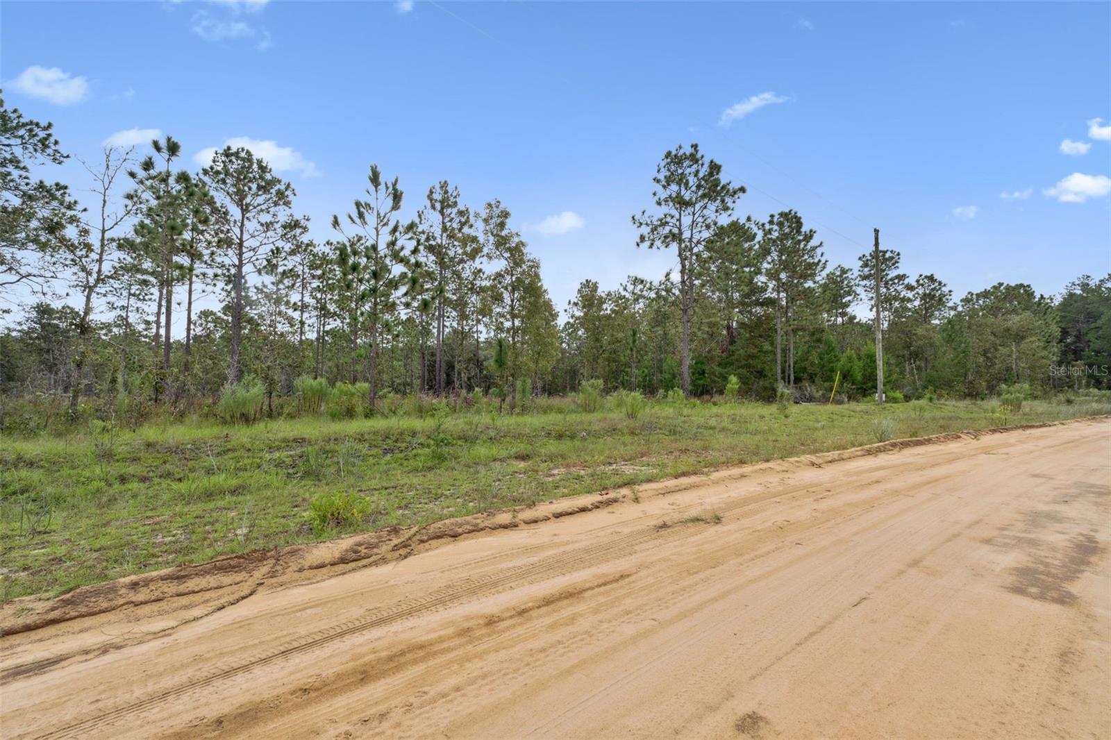 Image 13 of 18 For 240 Cessna Way