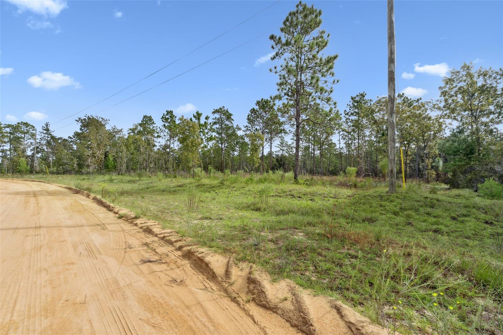 Image 14 of 18 For 240 Cessna Way