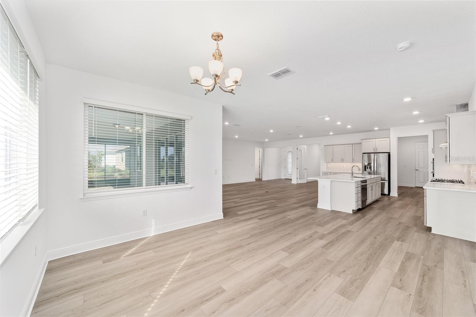 Image 13 of 42 For 8526 99th Circle