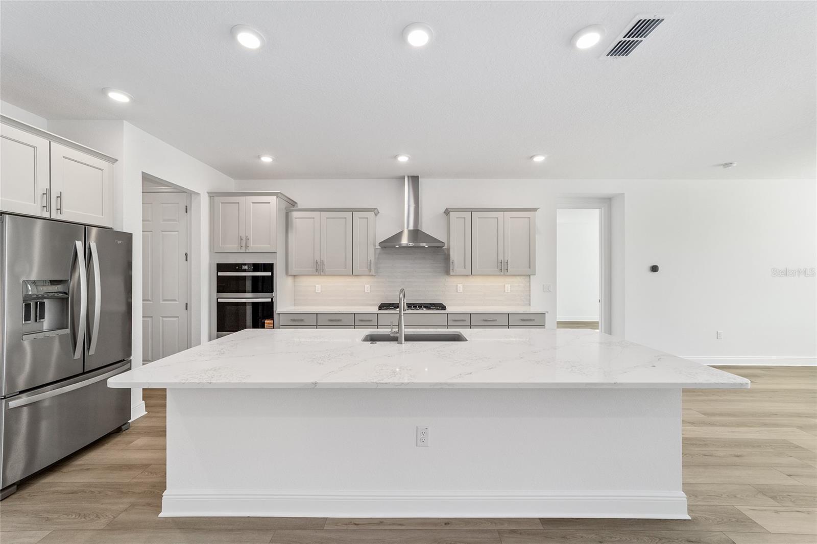 Image 15 of 42 For 8526 99th Circle