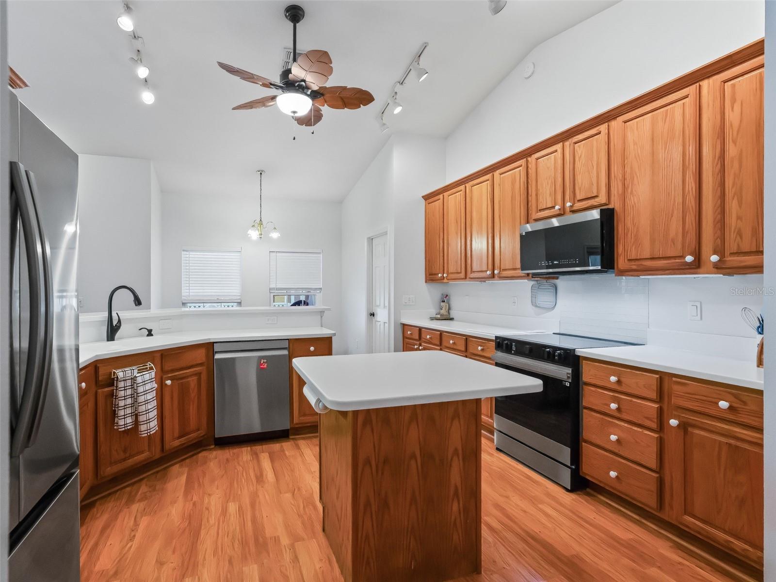 Image 14 of 65 For 17244 130th Avenue