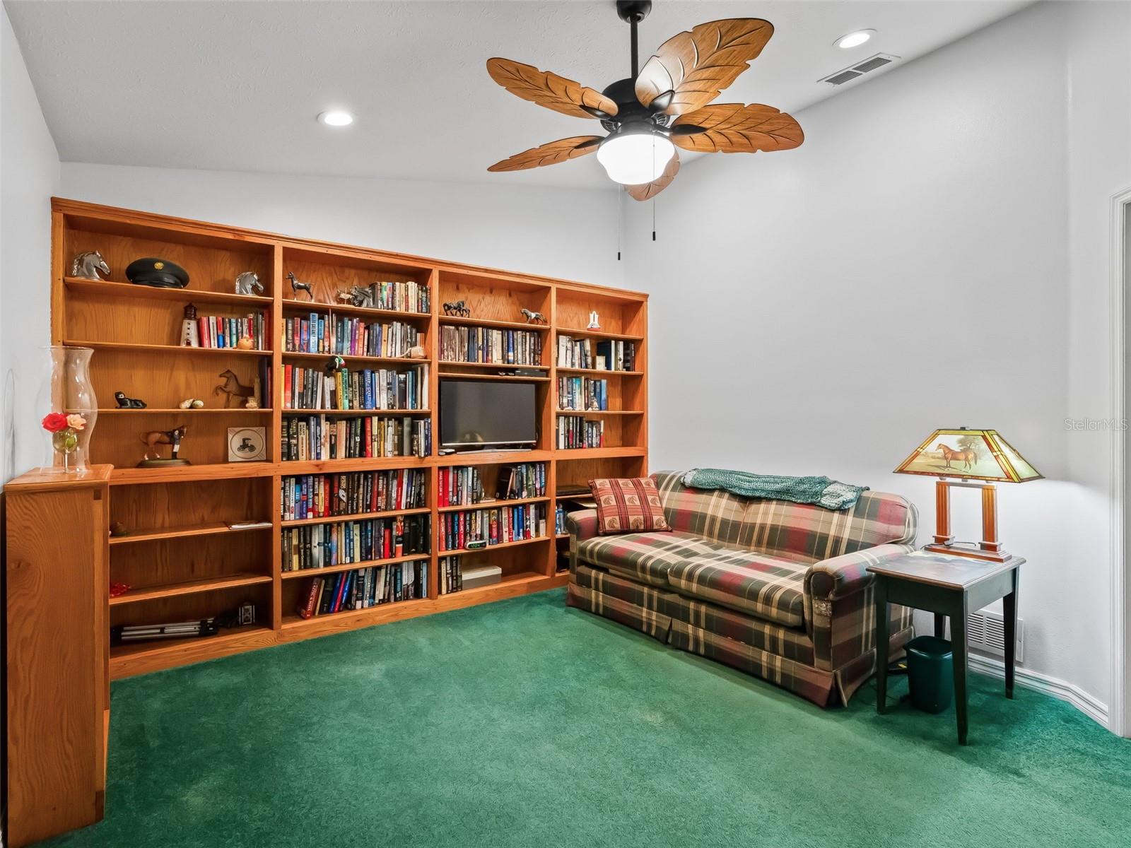 Image 22 of 65 For 17244 130th Avenue