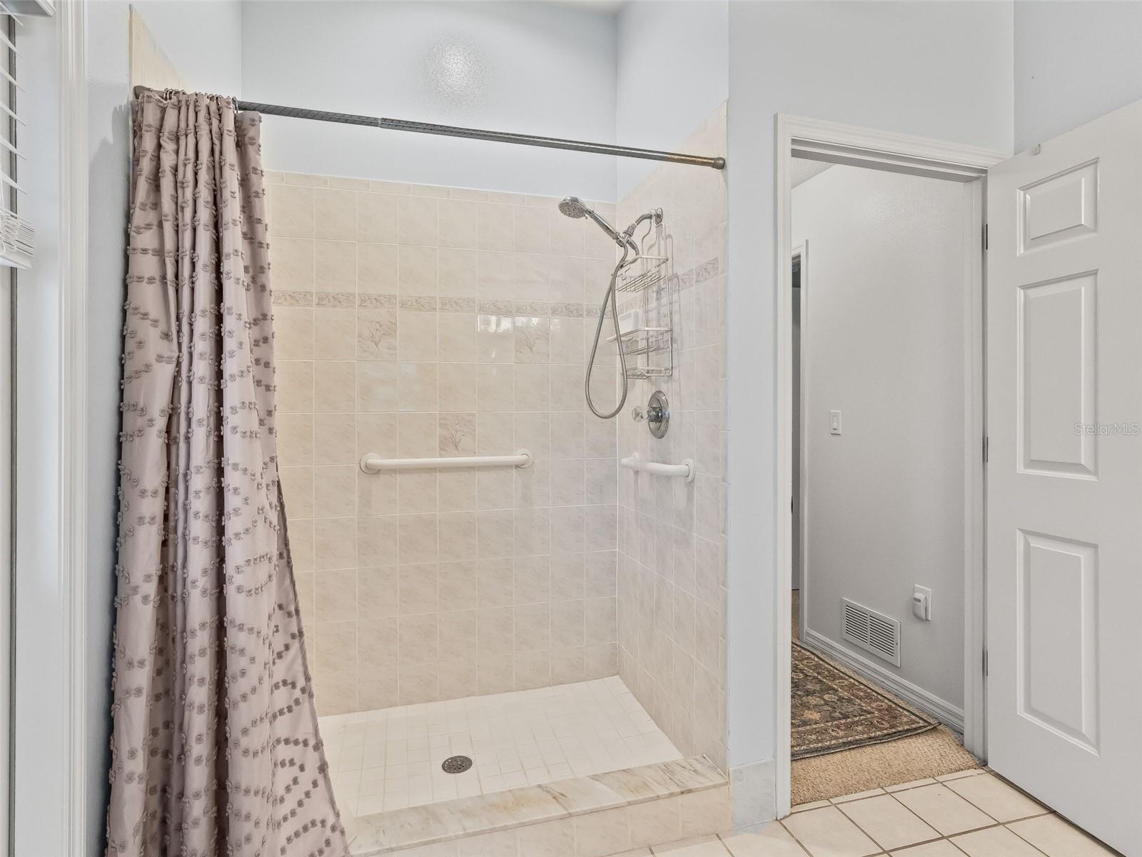 Image 35 of 65 For 17244 130th Avenue