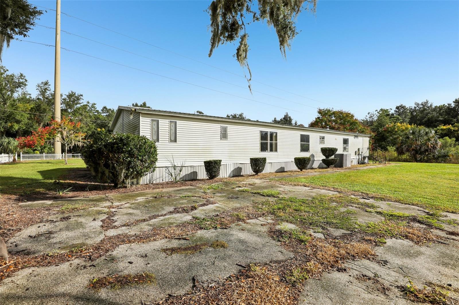 Image 41 of 44 For 1832 Jones Drive