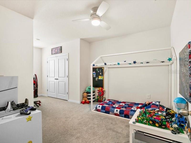 Image 14 of 40 For 17741 Crescent Moon Loop