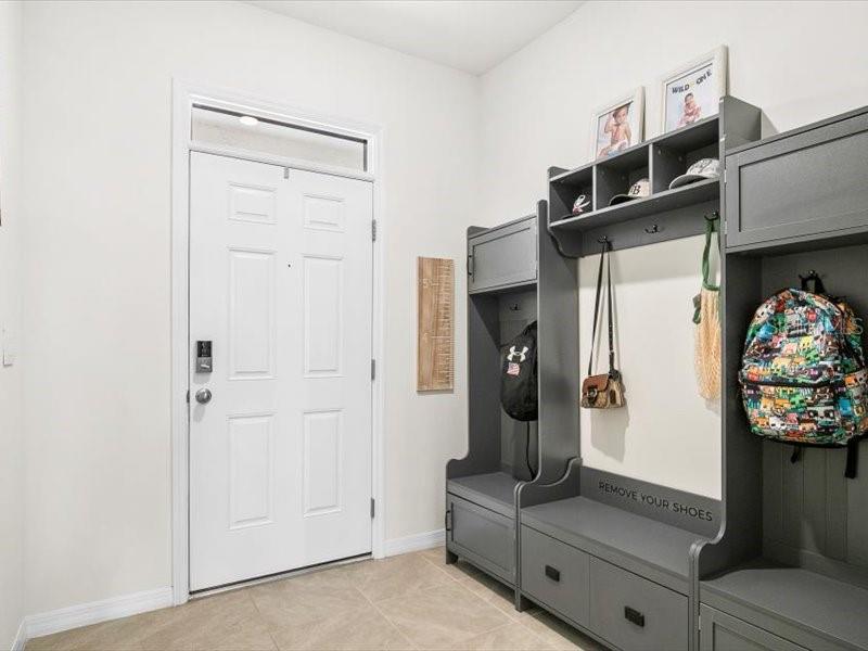 Image 28 of 40 For 17741 Crescent Moon Loop