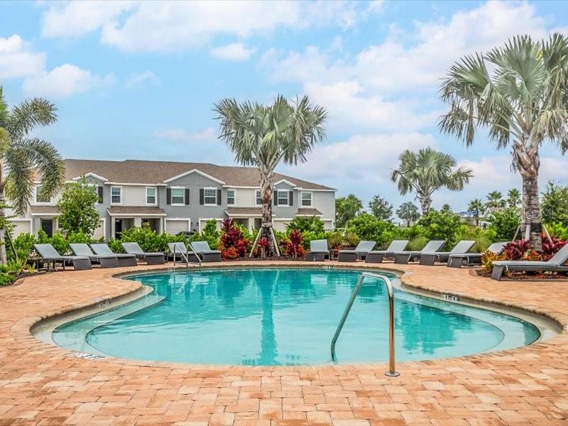 Image 32 of 40 For 17741 Crescent Moon Loop