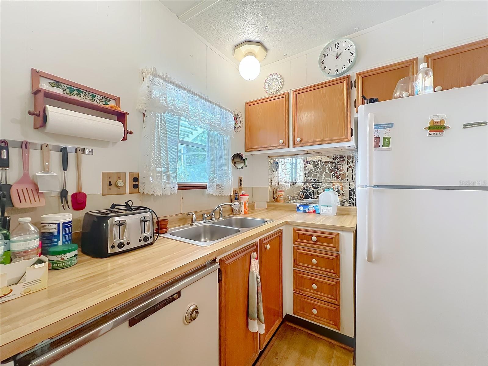 Image 15 of 55 For 2850 18th Street