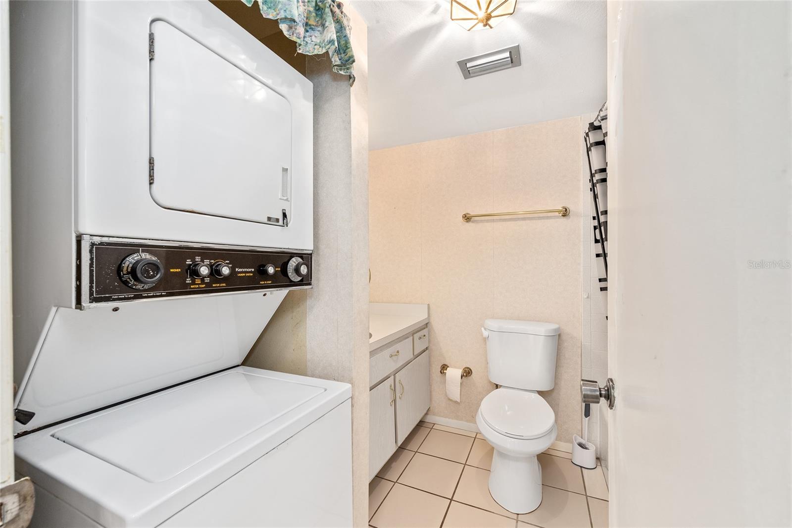 Image 20 of 27 For 606 Midway Drive A