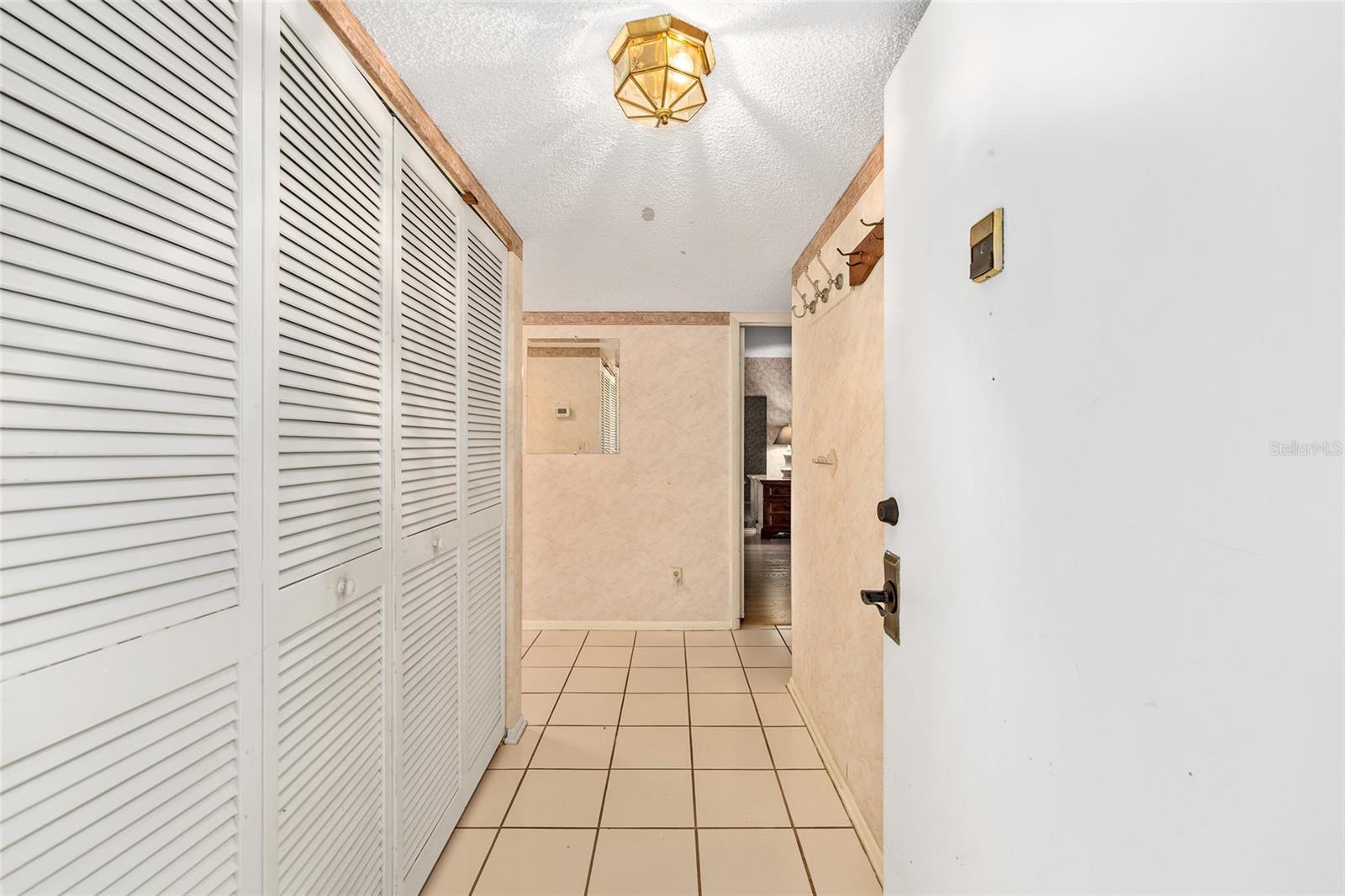 Image 5 of 27 For 606 Midway Drive A