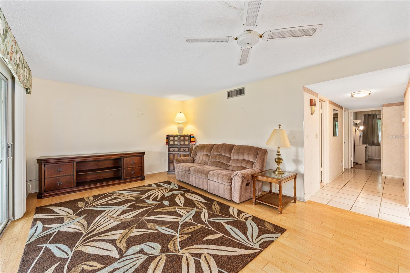 Image 8 of 27 For 606 Midway Drive A