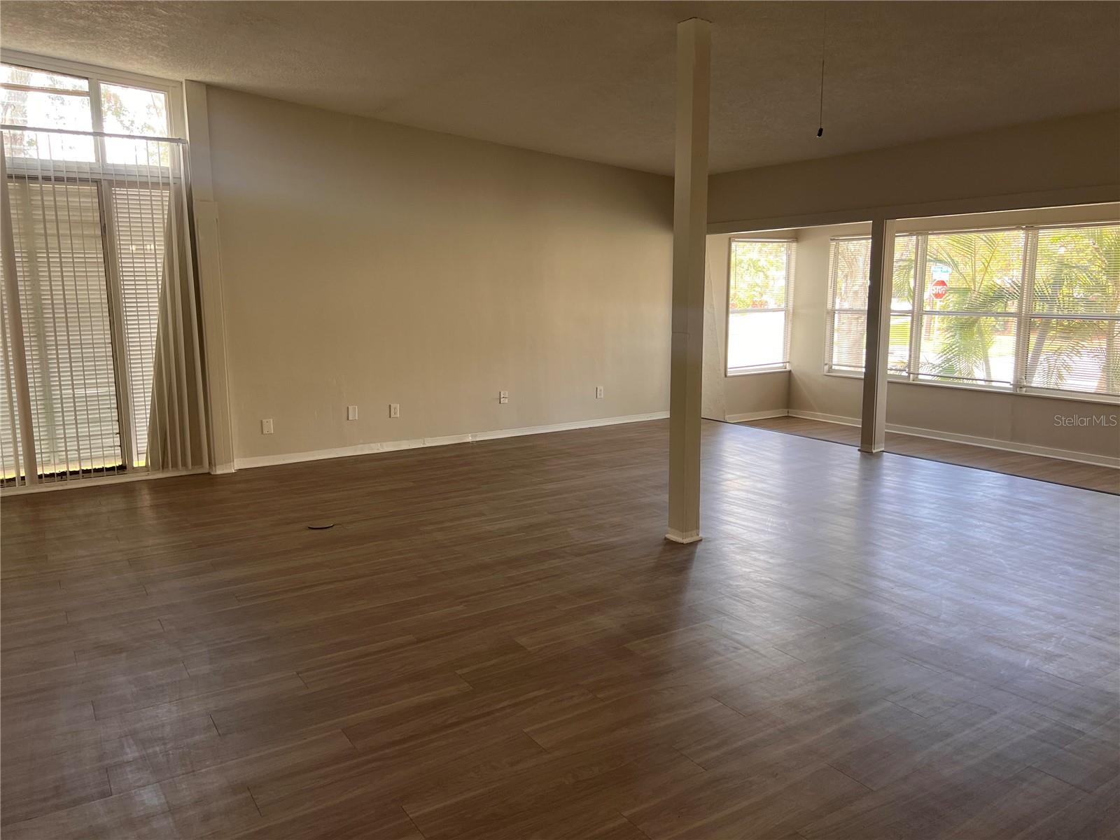 Image 4 of 16 For 535 Monterey Boulevard Ne 2