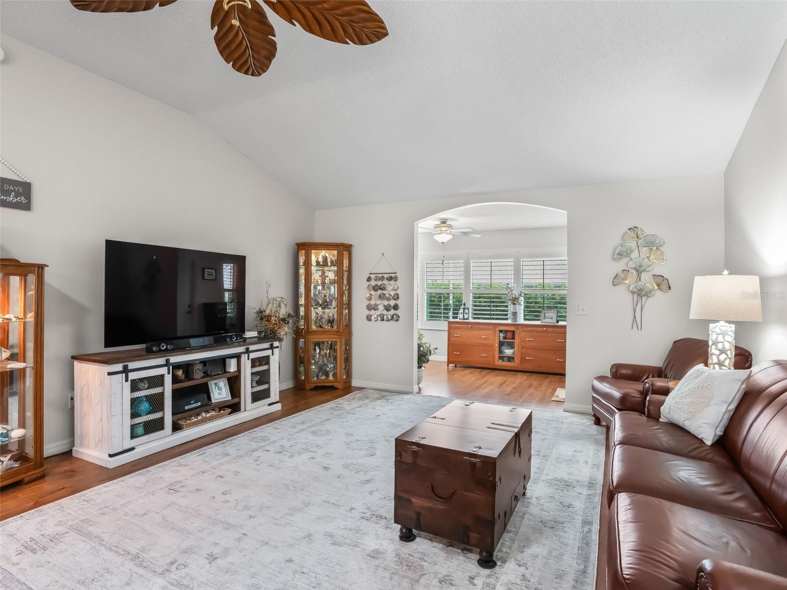 Image 12 of 39 For 17773 90th Clemson Circle