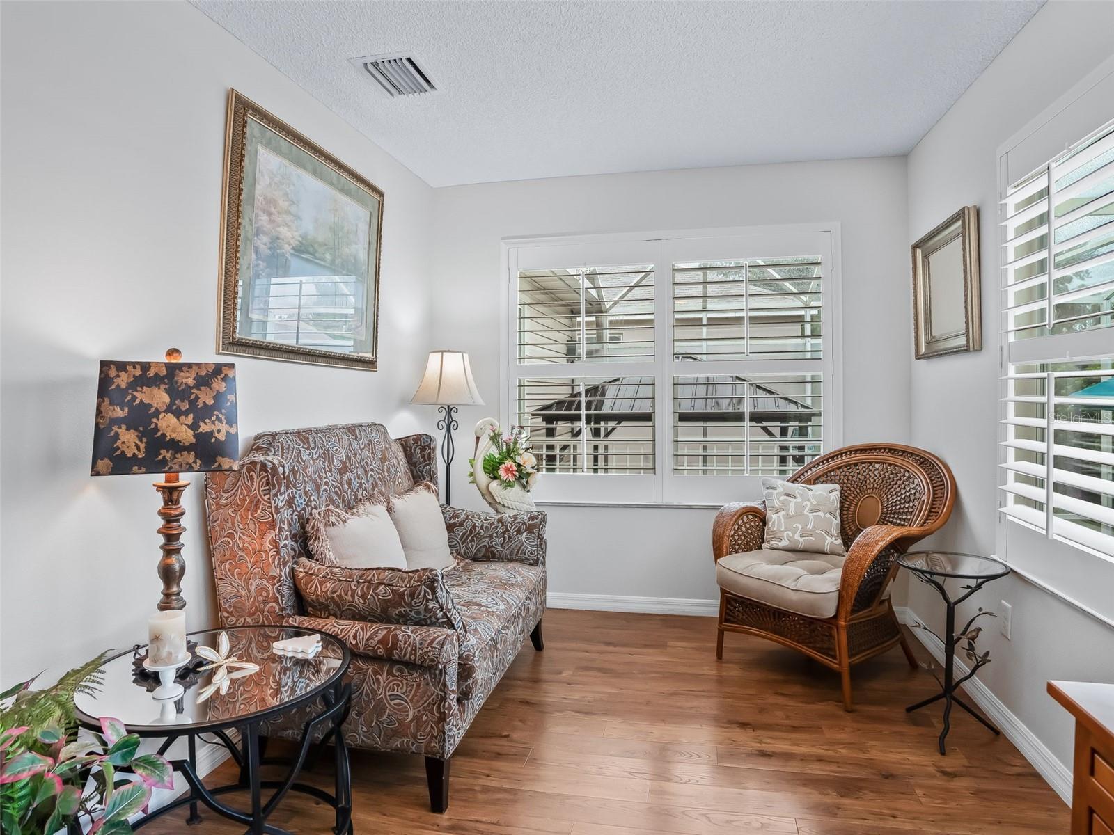Image 16 of 39 For 17773 90th Clemson Circle