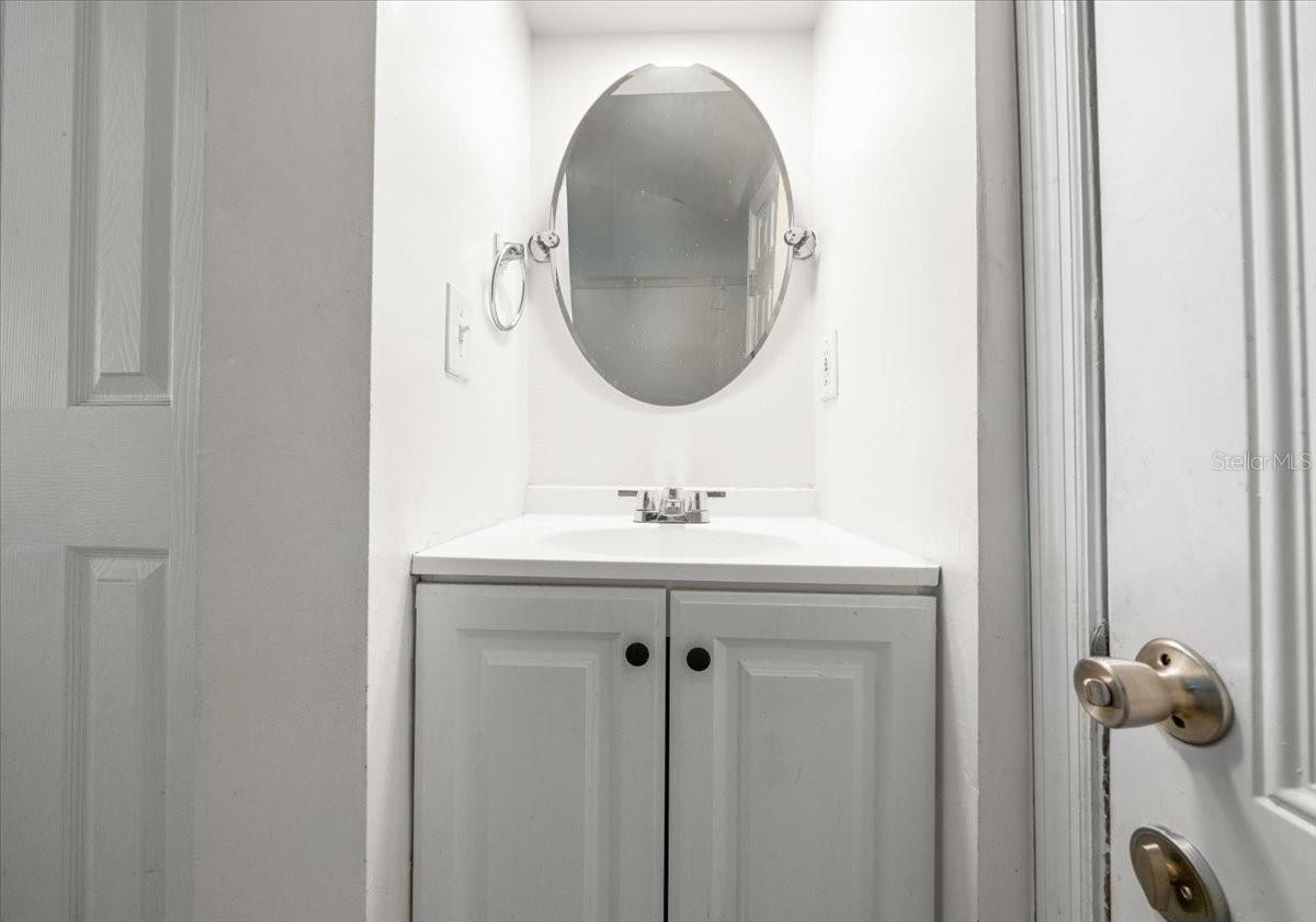 Image 17 of 23 For 3501 Genesee Street