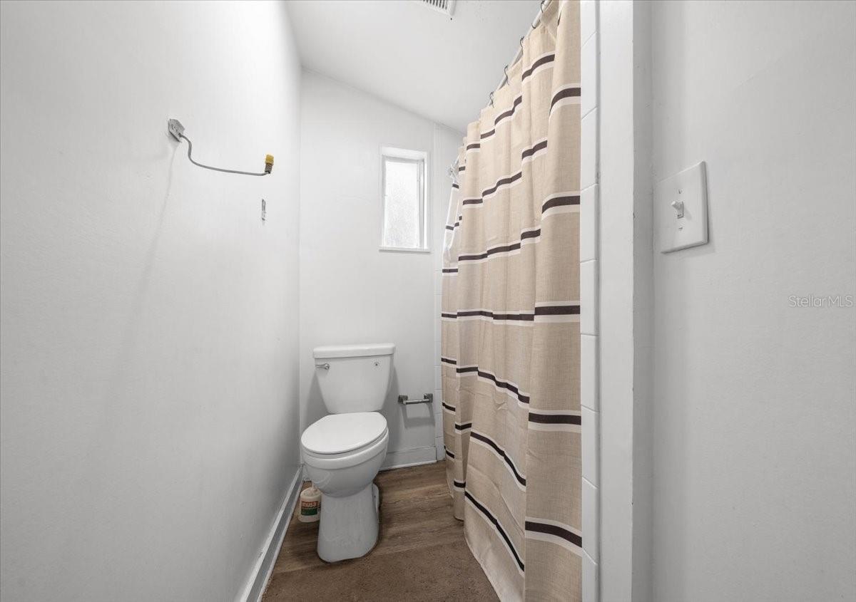 Image 22 of 23 For 3501 Genesee Street